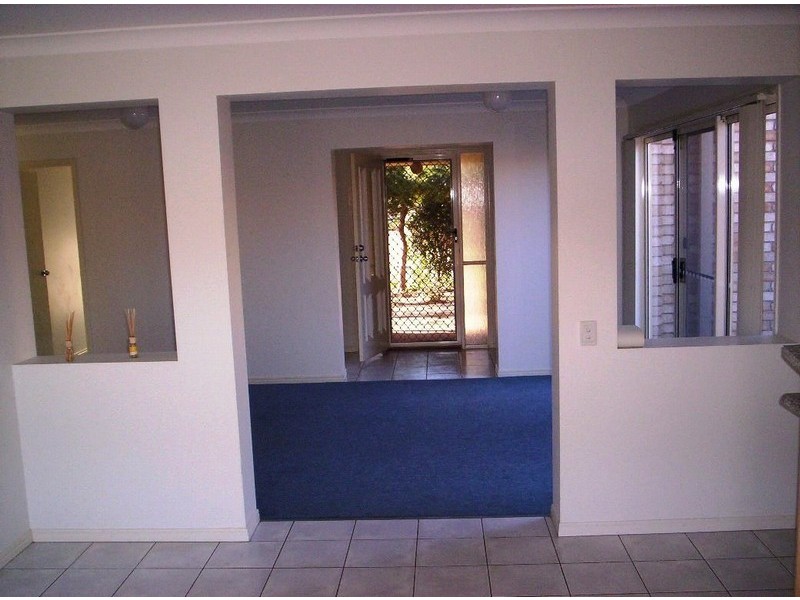 35 Pinewood Street, Wynnum West QLD 4178