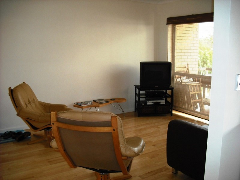 2/427 Esplanade, Manly QLD 4179