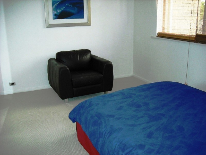 2/427 Esplanade, Manly QLD 4179