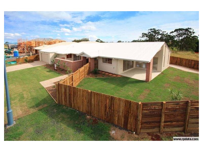 1 Hoskins Drive, Wellington Point QLD 4160