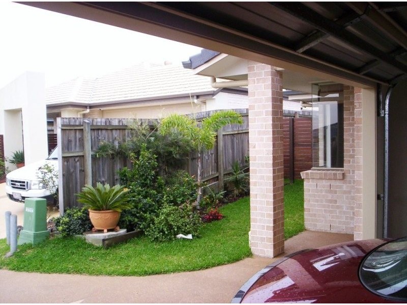 15 Daphne Place, Wakerley QLD 4154