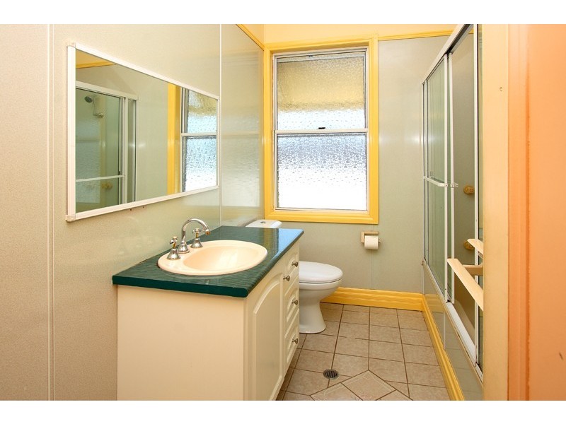 10 Cedar Street, Wynnum QLD 4178