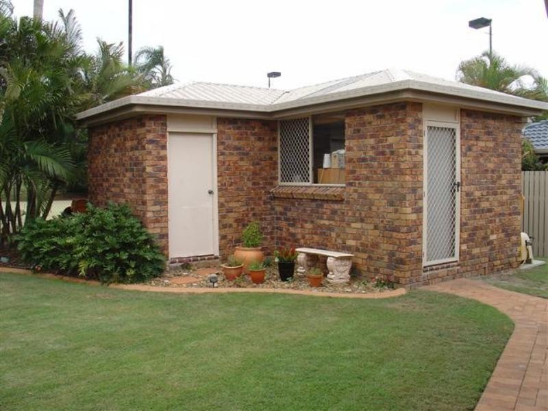 35 Calloway Place, Manly West QLD 4179