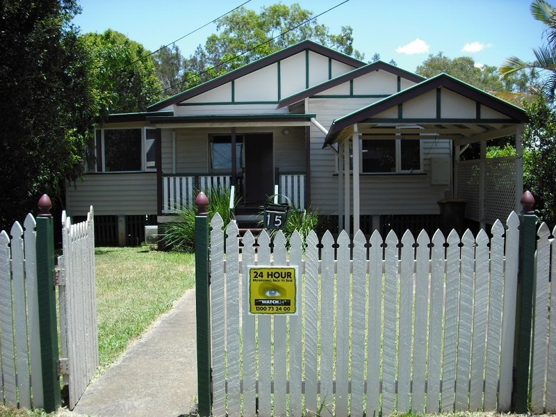 15 Bowring Street, Lota QLD 4179