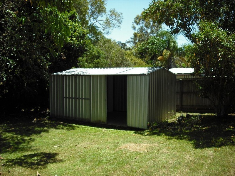 15 Bowring Street, Lota QLD 4179