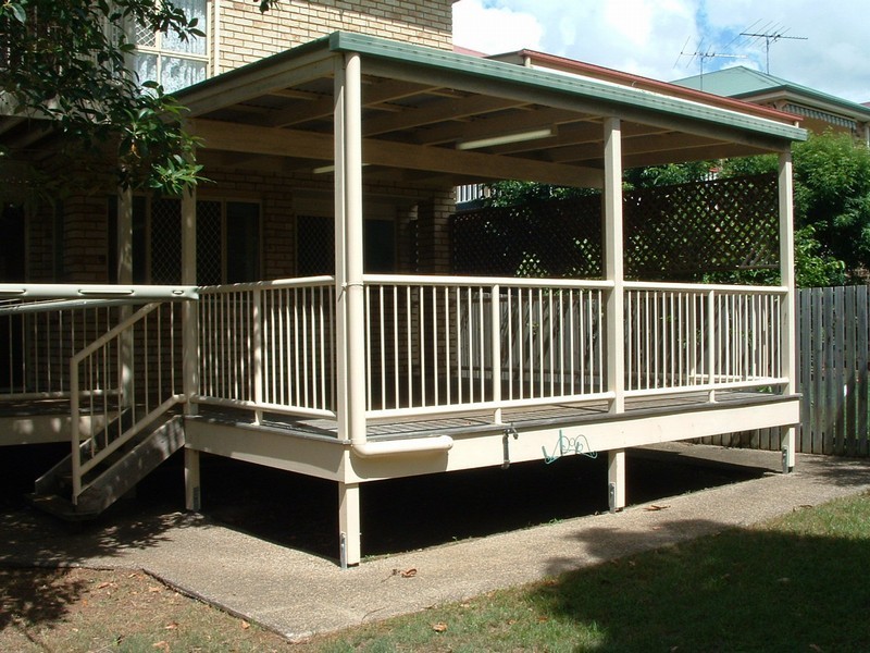 33 Pine Street, Wynnum QLD 4178