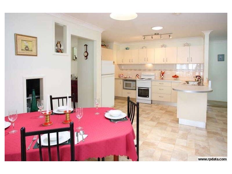 24 Tulipwood Drive, Birkdale QLD 4159