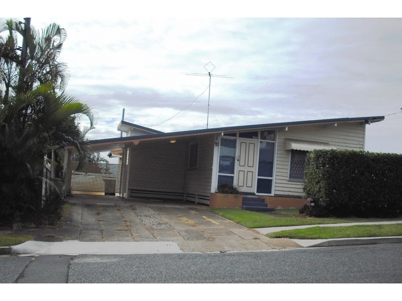 170 Carlton Terrace, Manly QLD 4179
