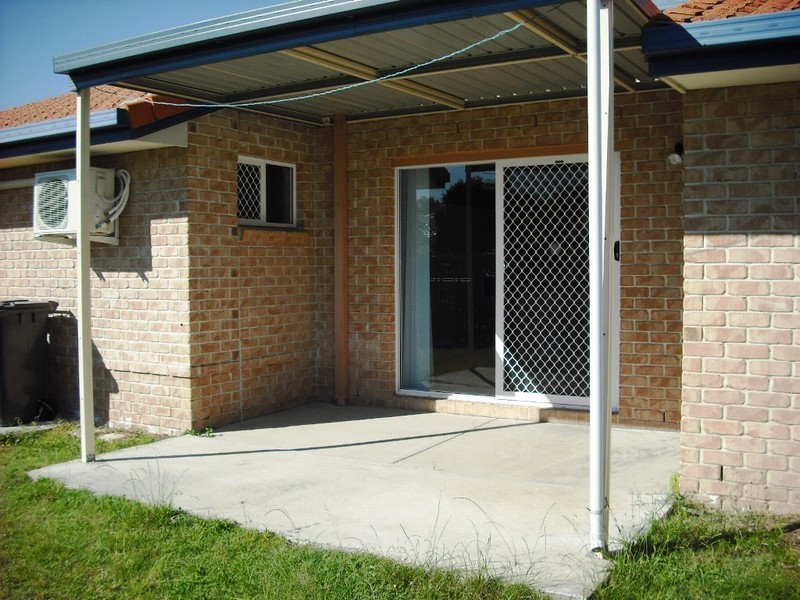 1 Holland Crescent, Wynnum West QLD 4178