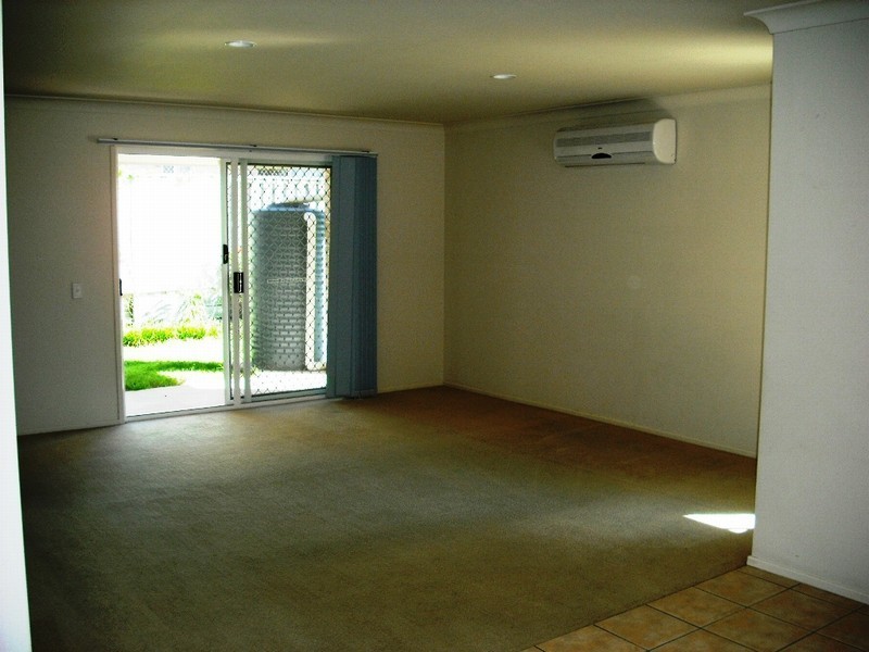 1 Holland Crescent, Wynnum West QLD 4178