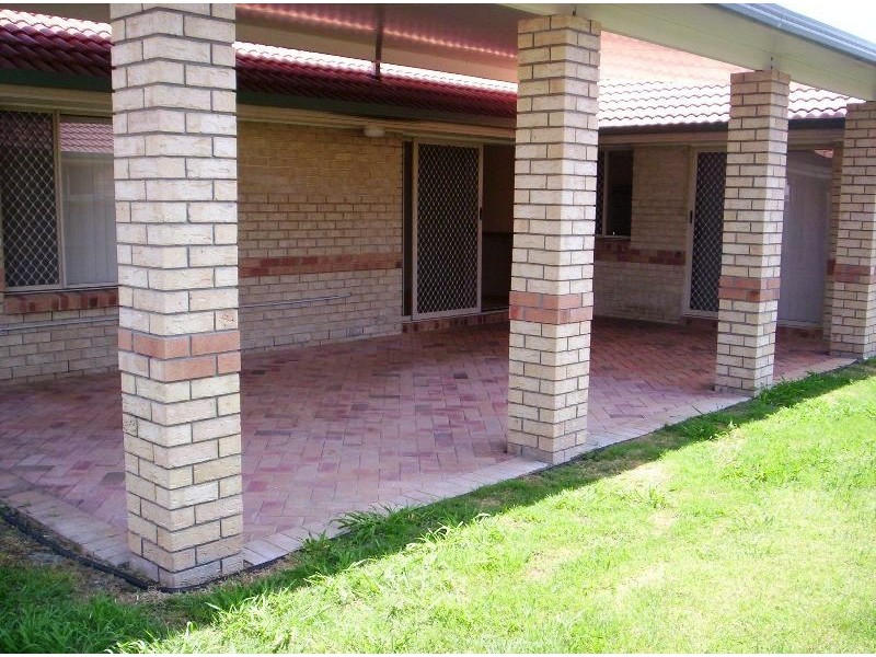 29 Pamela Street, Wynnum West QLD 4178