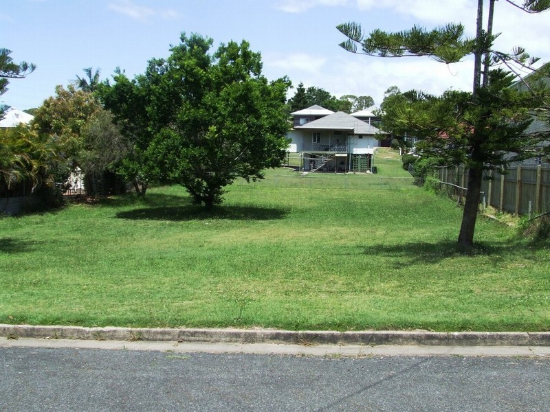 10&12 Wassell Street, Wynnum QLD 4178