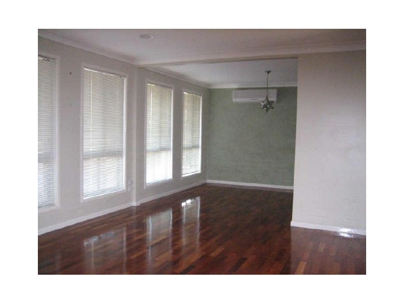 4 Peel Court, Cleveland QLD 4163