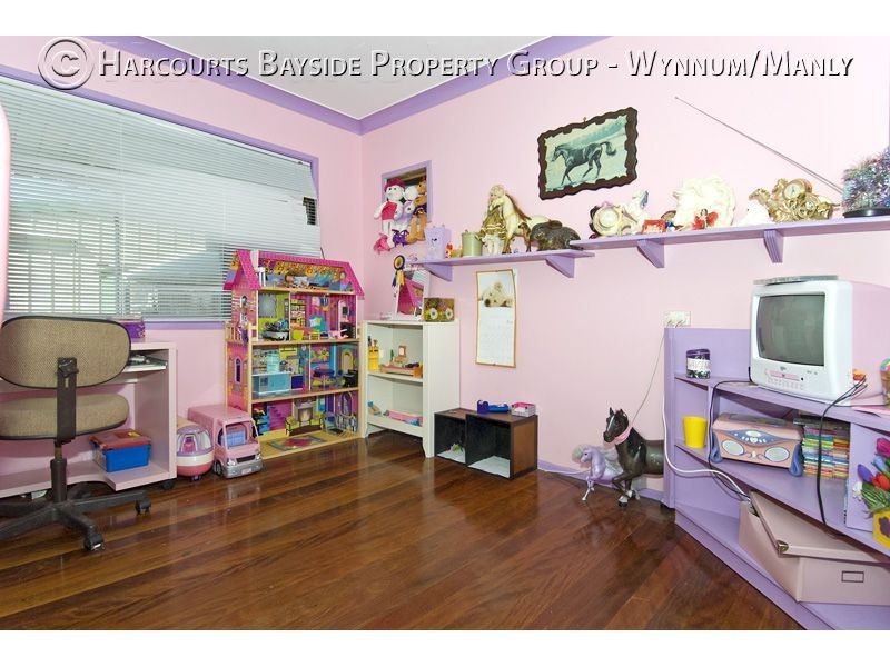 211 Kianawah Road, Wynnum West QLD 4178