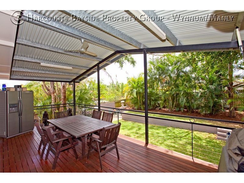 14 Cranleigh Street, Wynnum West QLD 4178