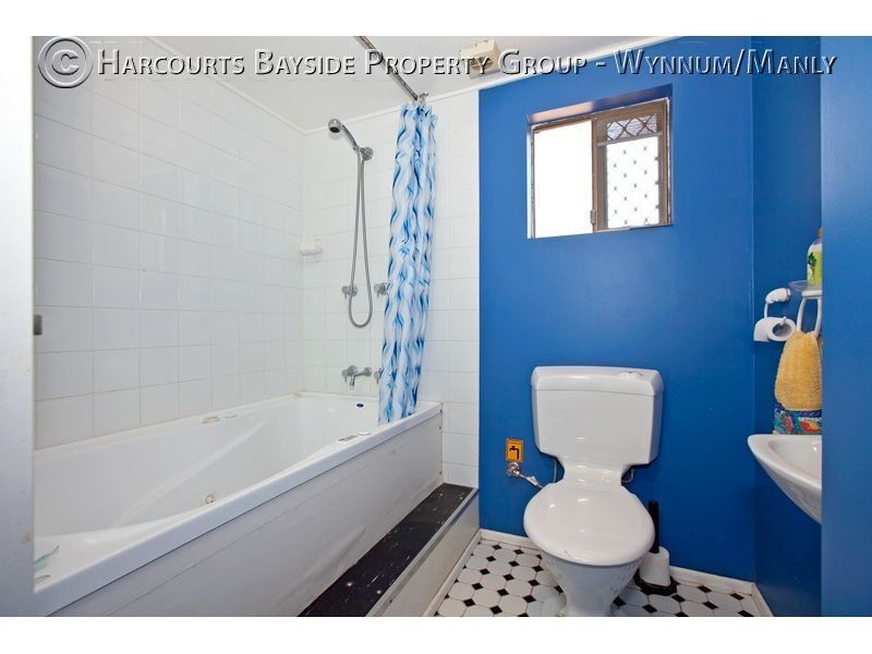 50 Barramundi Street, Manly West QLD 4179