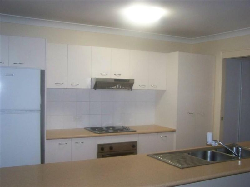 5 Tracey Street, Wynnum West QLD 4178