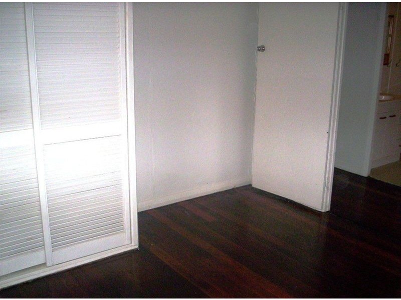 61 Ferry Road, Thorneside QLD 4158