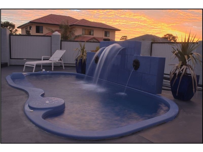 11 Summit Place, Wynnum West QLD 4178