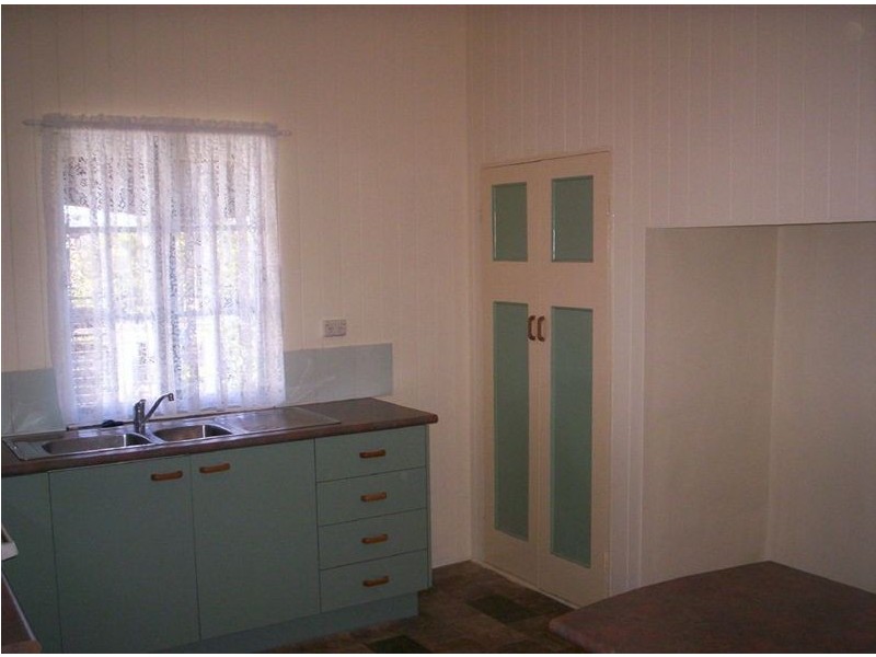 168 Barrack Road, Cannon Hill QLD 4170