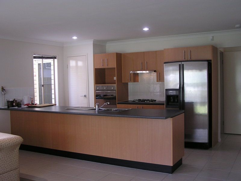 102 Sandy Camp Road, Wynnum QLD 4178