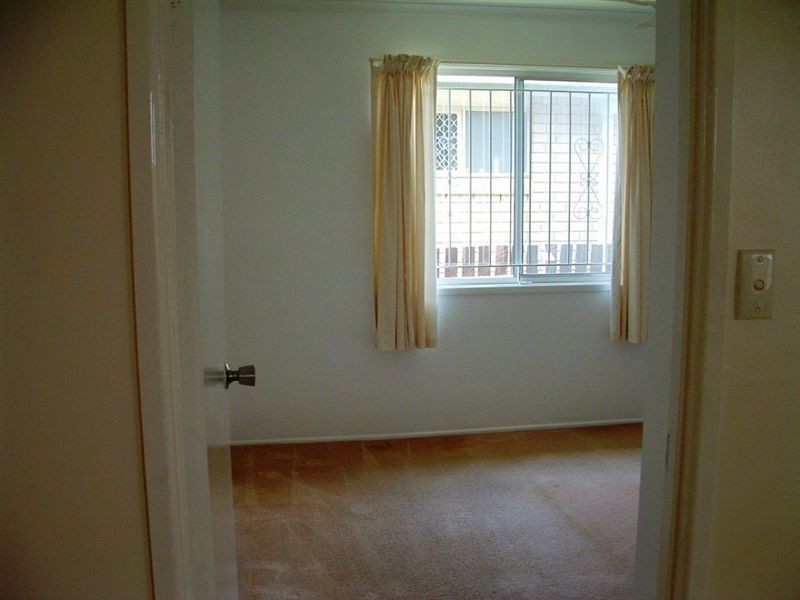 17 Daniel Street, Lota QLD 4179