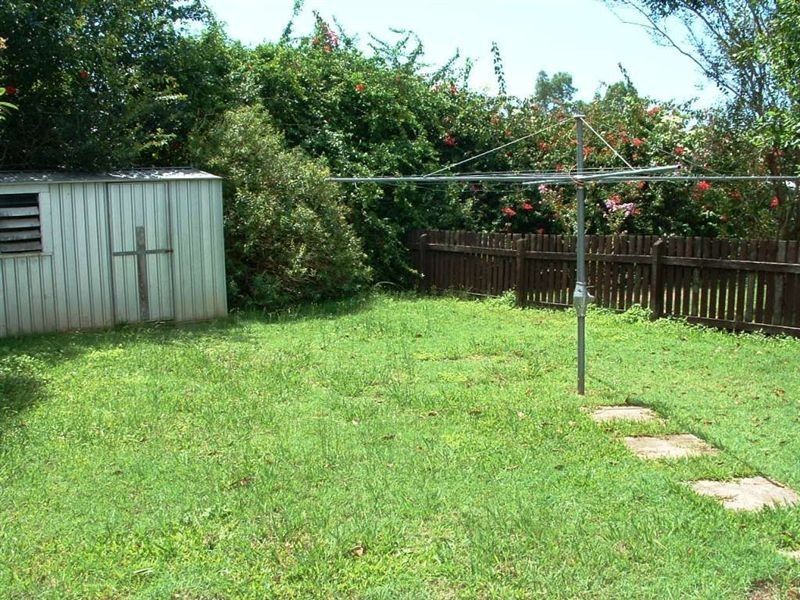 17 Daniel Street, Lota QLD 4179