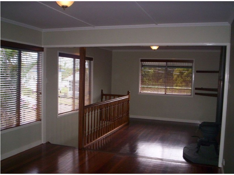 26 Bushing Street, Wynnum West QLD 4178