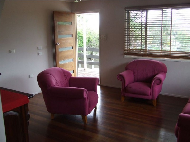 1 Woolford Place, Manly West QLD 4179