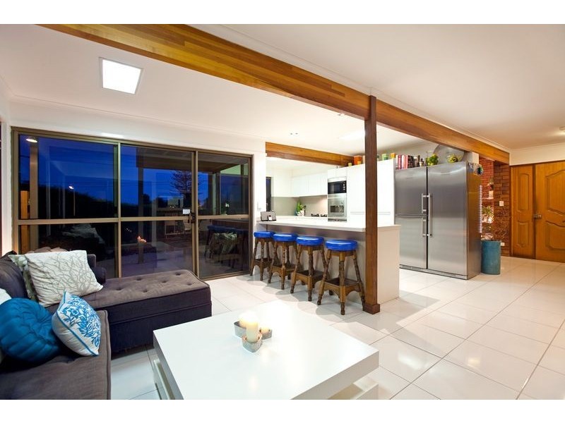 39 Warra Street, Wynnum QLD 4178