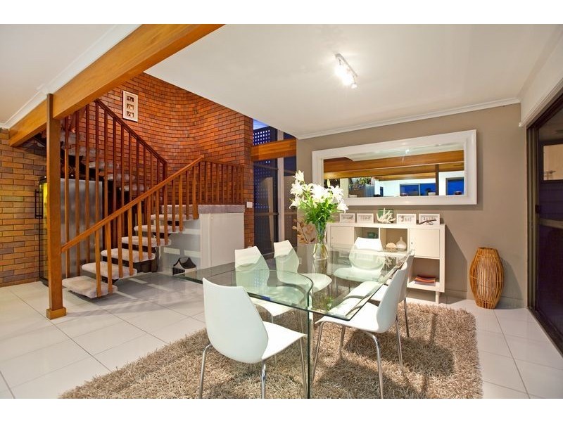 39 Warra Street, Wynnum QLD 4178