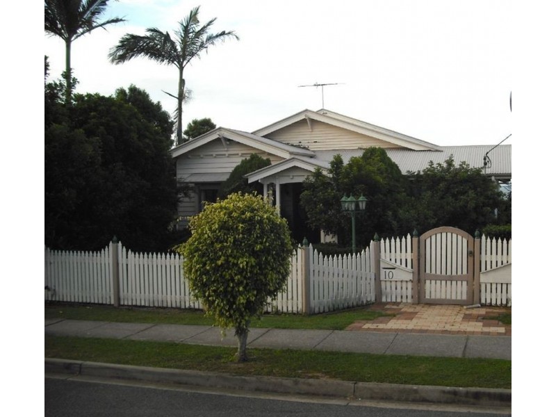 10 Oceana Street, Manly QLD 4179