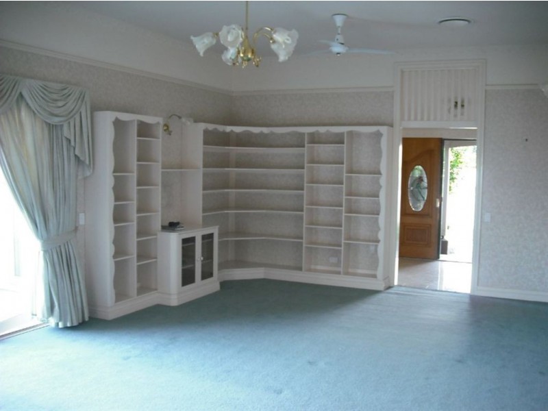 10 Oceana Street, Manly QLD 4179