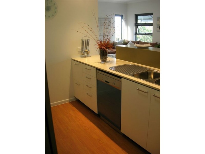 32/30 Charlotte Street, Wynnum QLD 4178