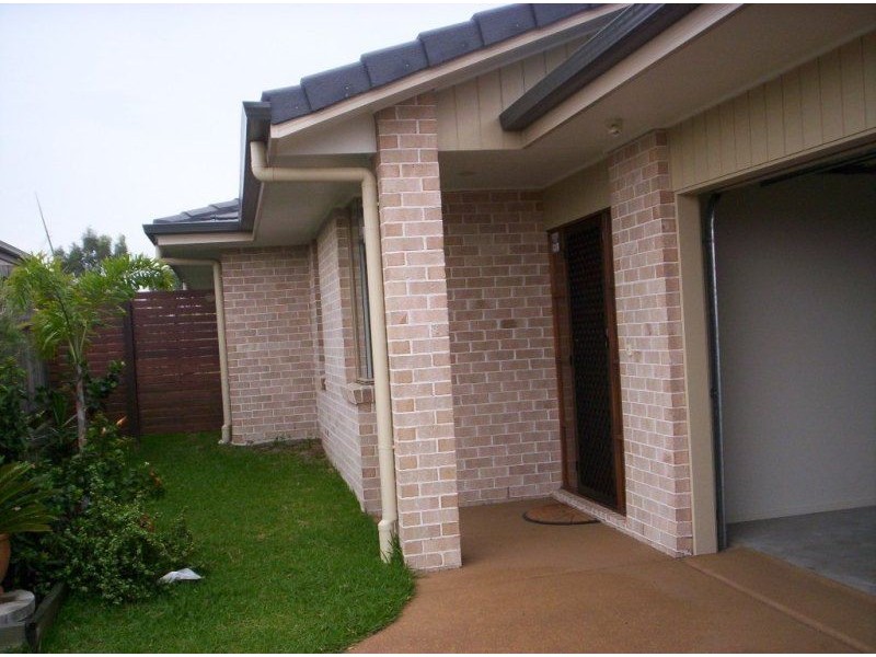 15 Daphne Place, Wakerley QLD 4154