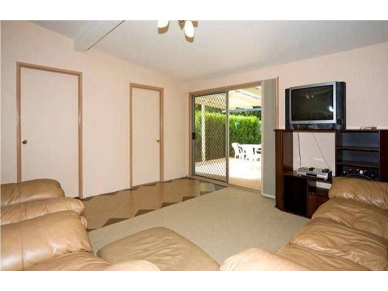 63 Blackwood Road, Manly West QLD 4179