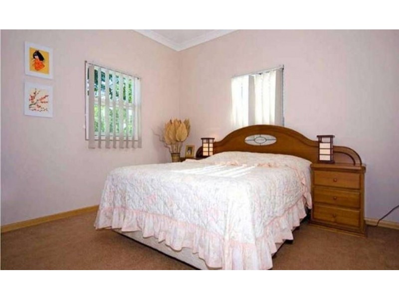 63 Blackwood Road, Manly West QLD 4179