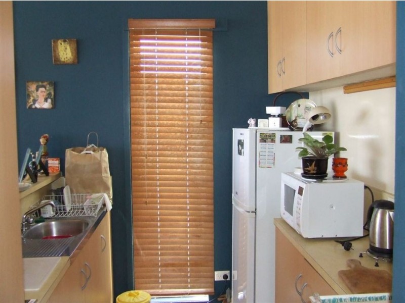 1/11 Arnold Street, Manly QLD 4179