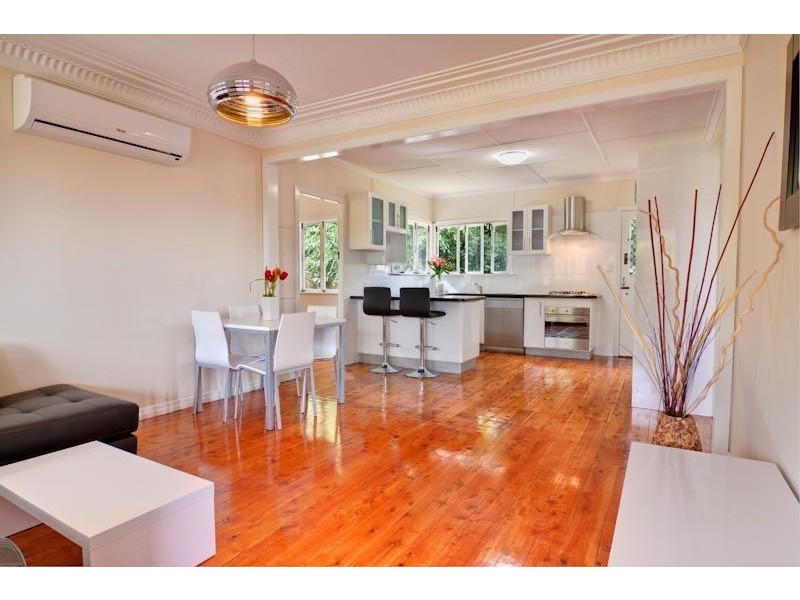 92 Constellation Way, Wynnum QLD 4178