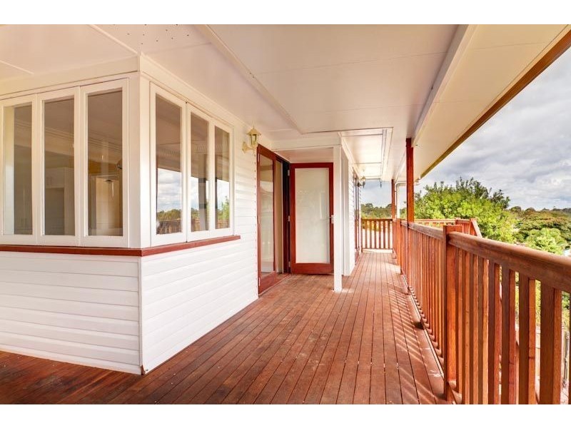 92 Constellation Way, Wynnum QLD 4178