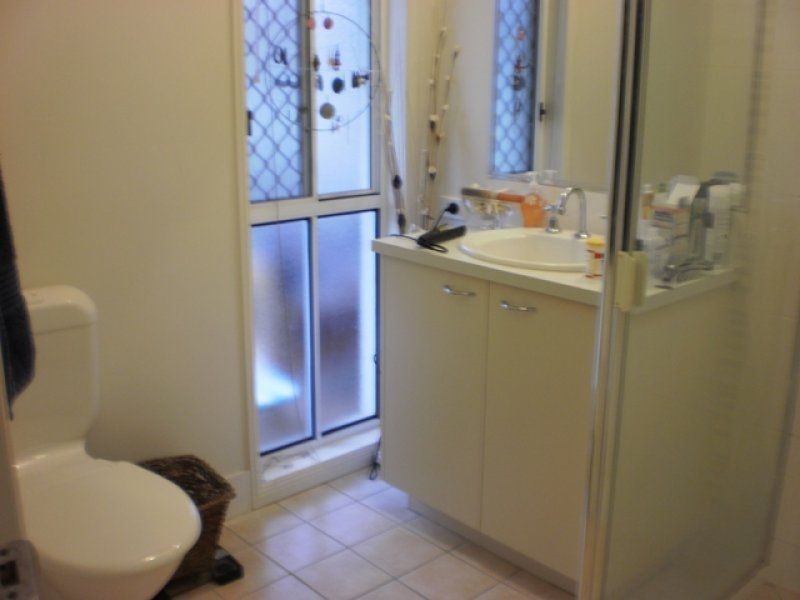 72 Wirra Circuit, Wynnum West QLD 4178