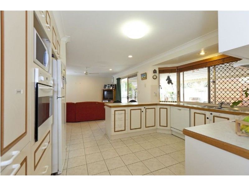 10 Riley Drive, Capalaba QLD 4157