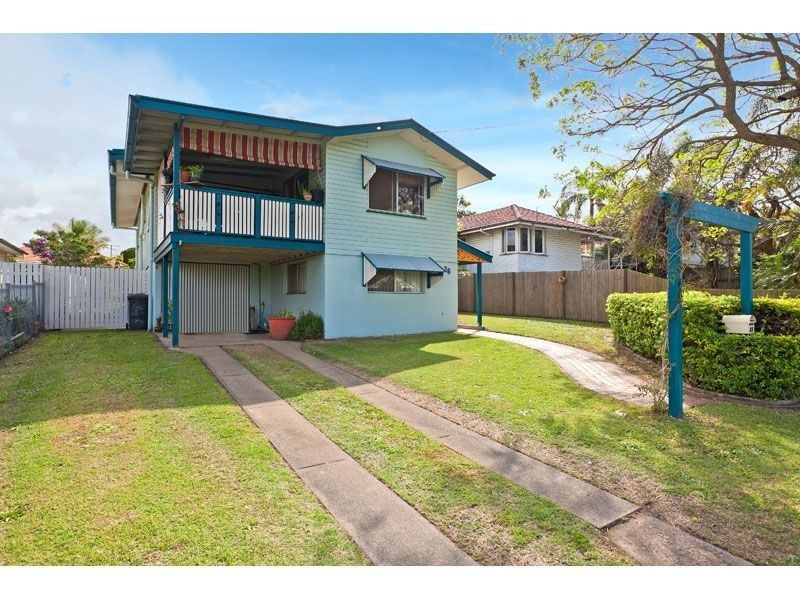 26 Bushing Street, Wynnum West QLD 4178