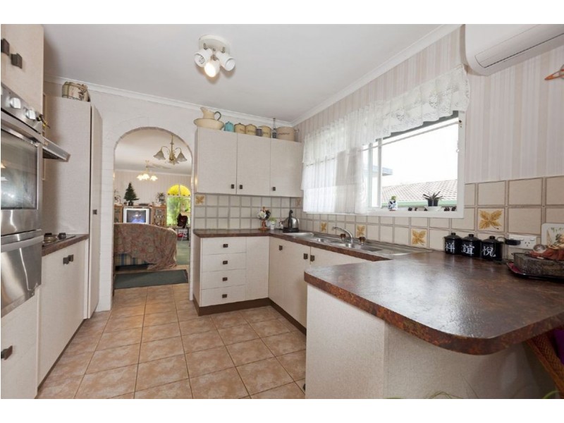 83 Regent Street, Wynnum West QLD 4178