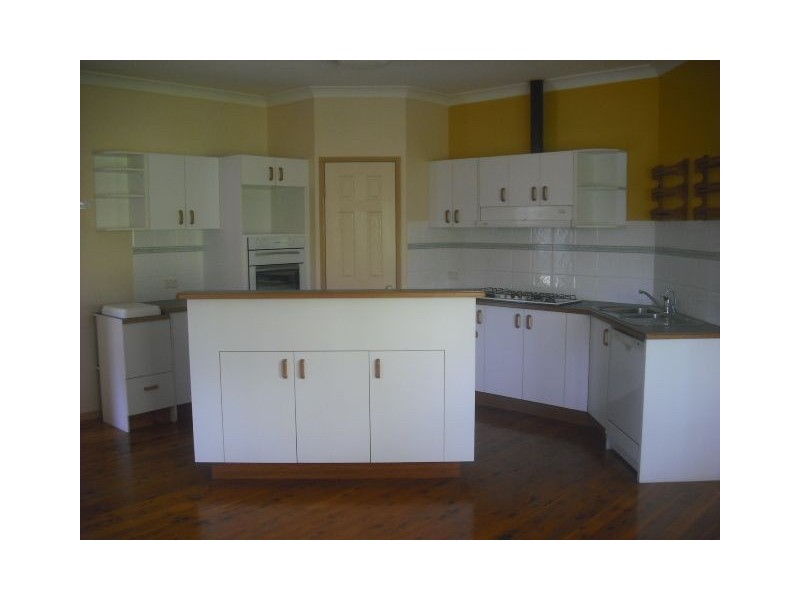 83 Constellation Way, Wynnum QLD 4178