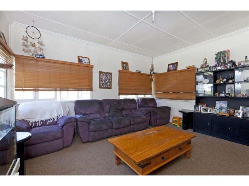 7 Rodney Street, Wynnum West QLD 4178