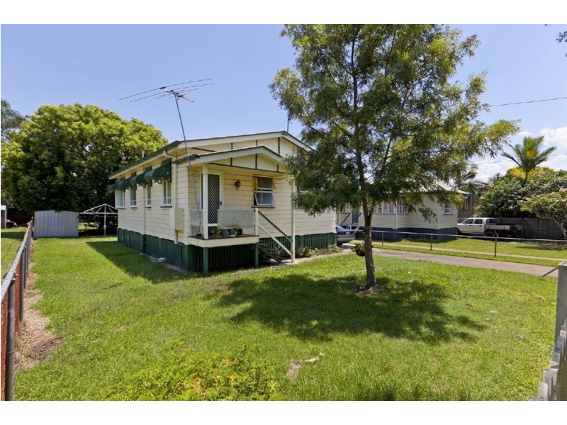 9 Rodney Street, Wynnum West QLD 4178