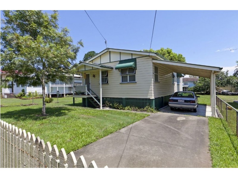 9 Rodney Street, Wynnum West QLD 4178