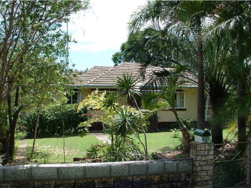 21 Sandy Camp Road, Wynnum QLD 4178