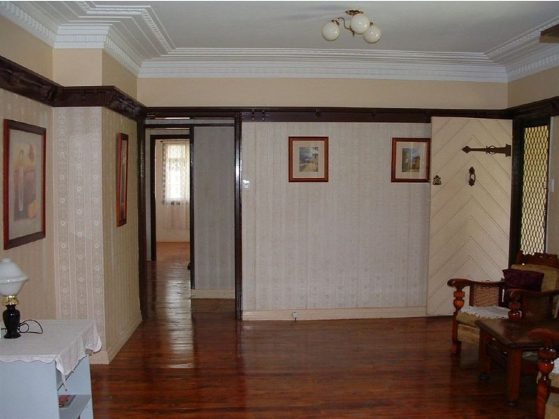 21 Sandy Camp Road, Wynnum QLD 4178